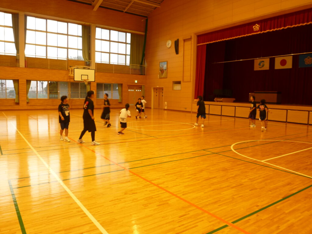 女子ﾊﾞｽｹ活動